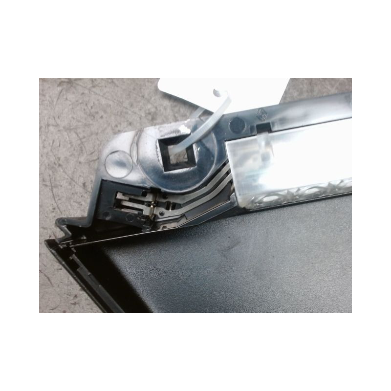 FEUX STOP SUPPLEMENTAIRE RENAULT LAGUNA