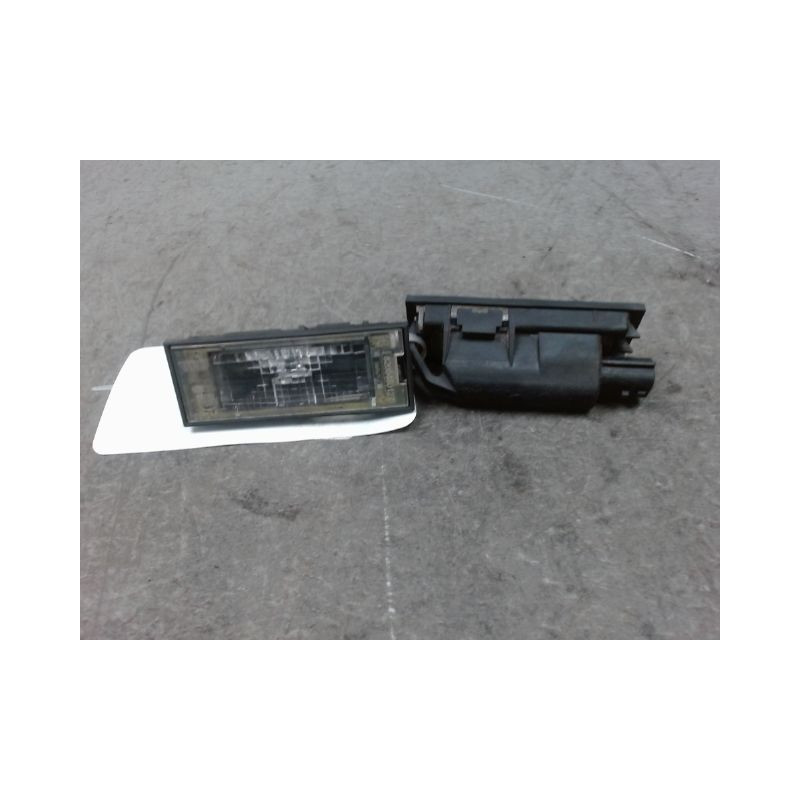 ECLAIREUR PLAQUE DE POLICE RENAULT CLIO III 2009-