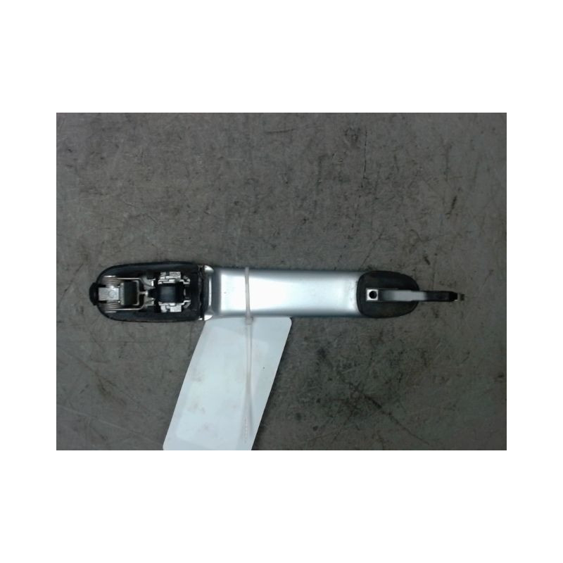 POIGNEE EXTERIEURE PORTE ARRIERE DROIT VOLKSWAGEN POLO 99-2001