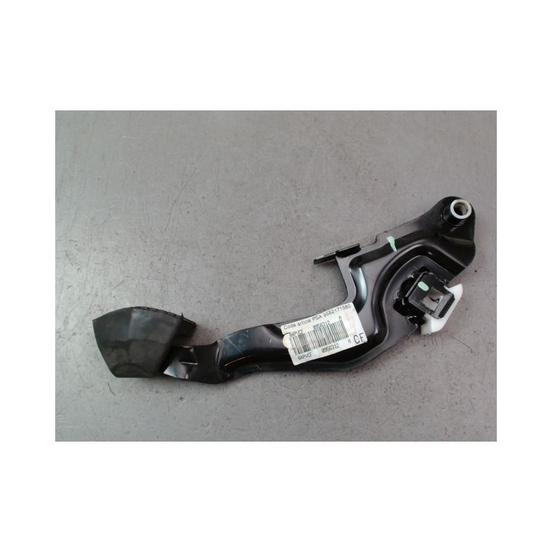 PEDALE DE FREIN PEUGEOT 208