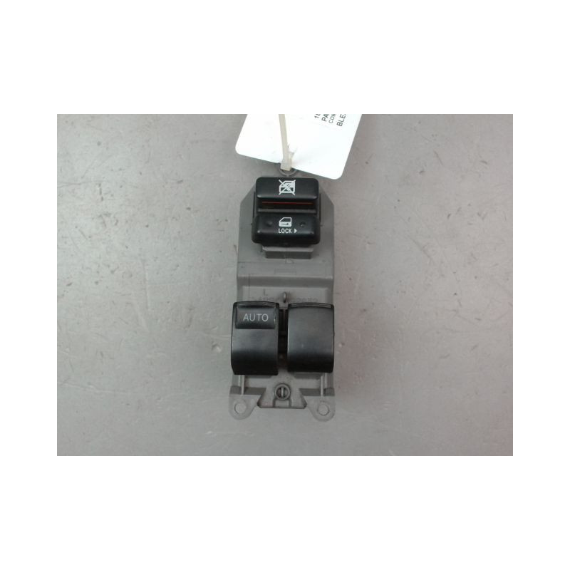 COMMANDE LEVE-GLACE PORTE AVG TOYOTA YARIS