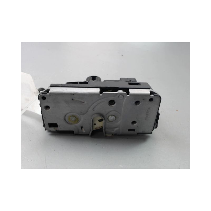 SERRURE PORTE BATTANTE ARRIERE DROIT CITROEN NEMO