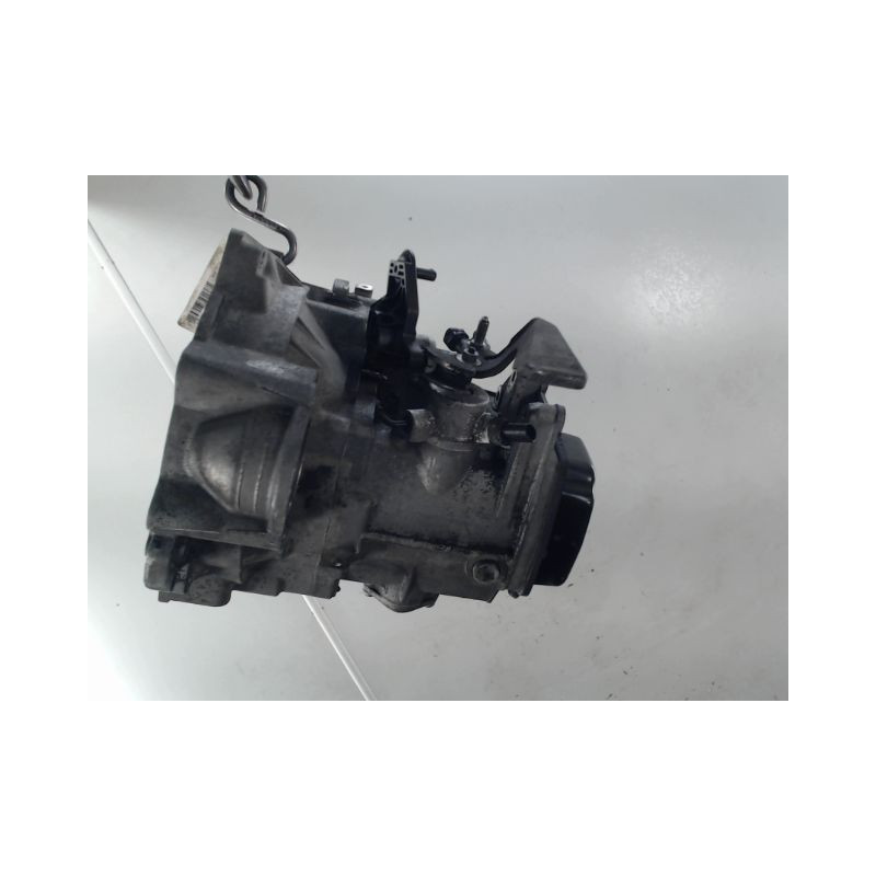 BOITE A VITESSE MECANIQUE VOLKSWAGEN POLO 1.6 TDI