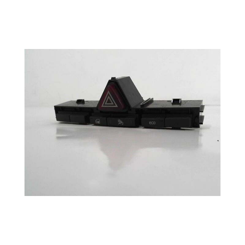 BOUTON DE WARNING OPEL CORSA 2010-