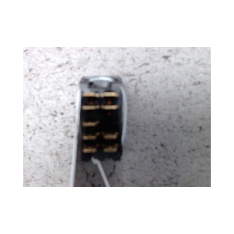 BOUTON DE WARNING RENAULT ESPACE
