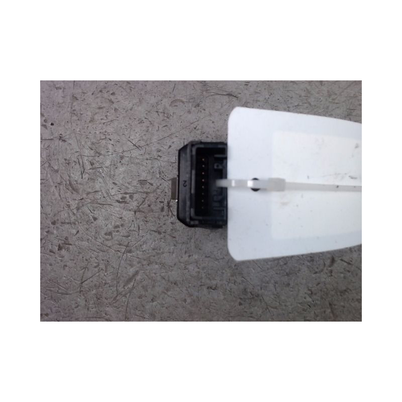 BOUTON DE DEMARRAGE TOYOTA PRIUS 2004-