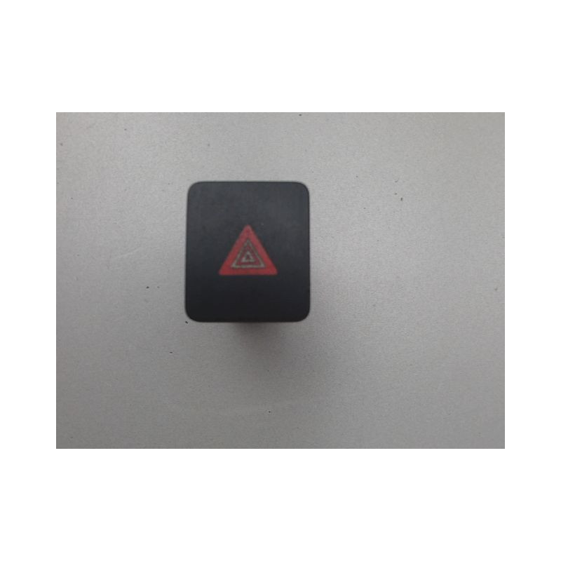 BOUTON DE WARNING MERCEDES CITAN