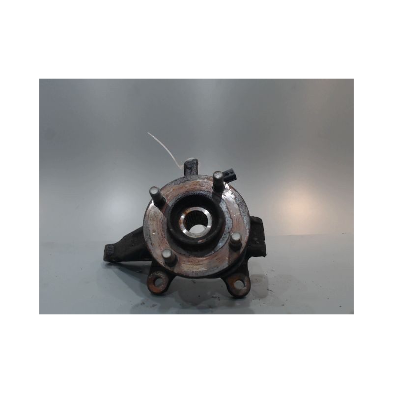 PIVOT AVANT GAUCHE NISSAN MICRA