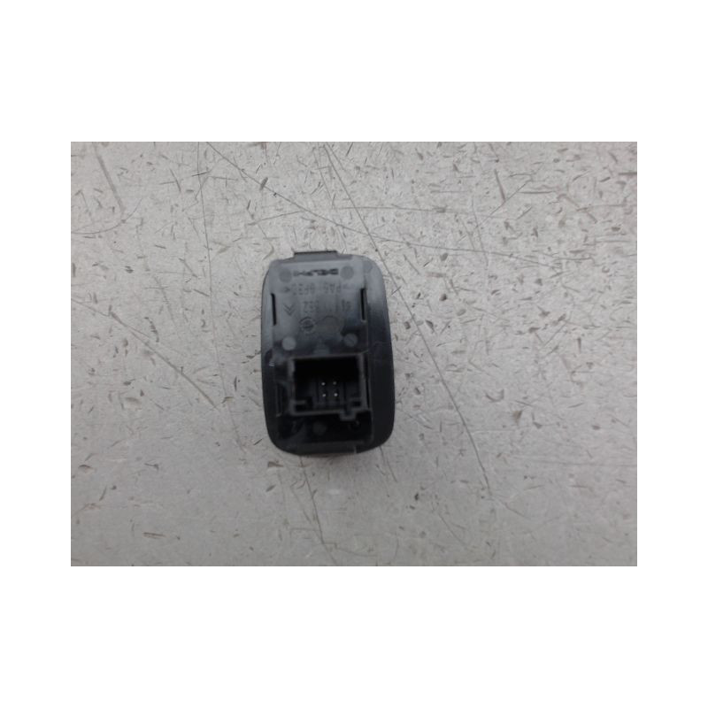 COMMANDE LEVE-GLACE PORTE ARG CITROEN C4