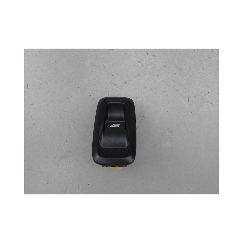 COMMANDE LEVE-GLACE PORTE AVD FORD FIESTA