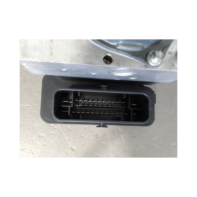 UNITE HYDRAULIQUE ABS OPEL CORSA
