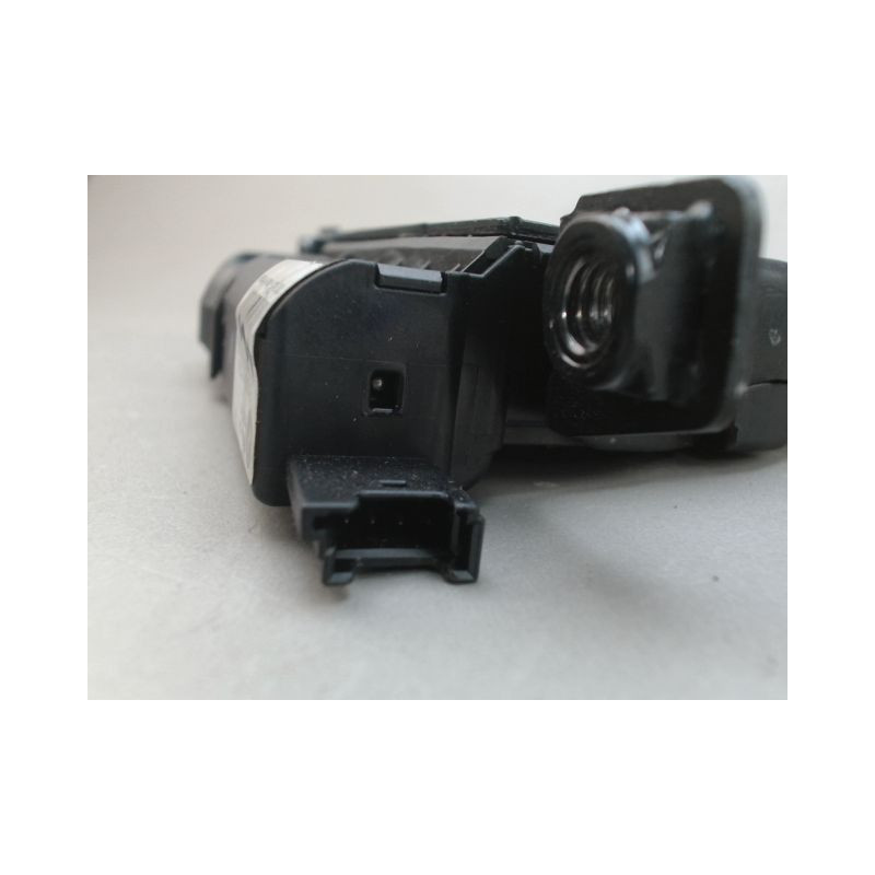 SERRURE COFFRE ARRIERE B.M.W. SERIE 3