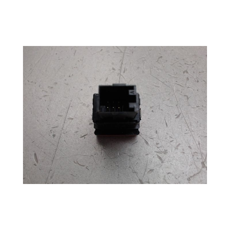 BOUTON DE WARNING AUDI A3