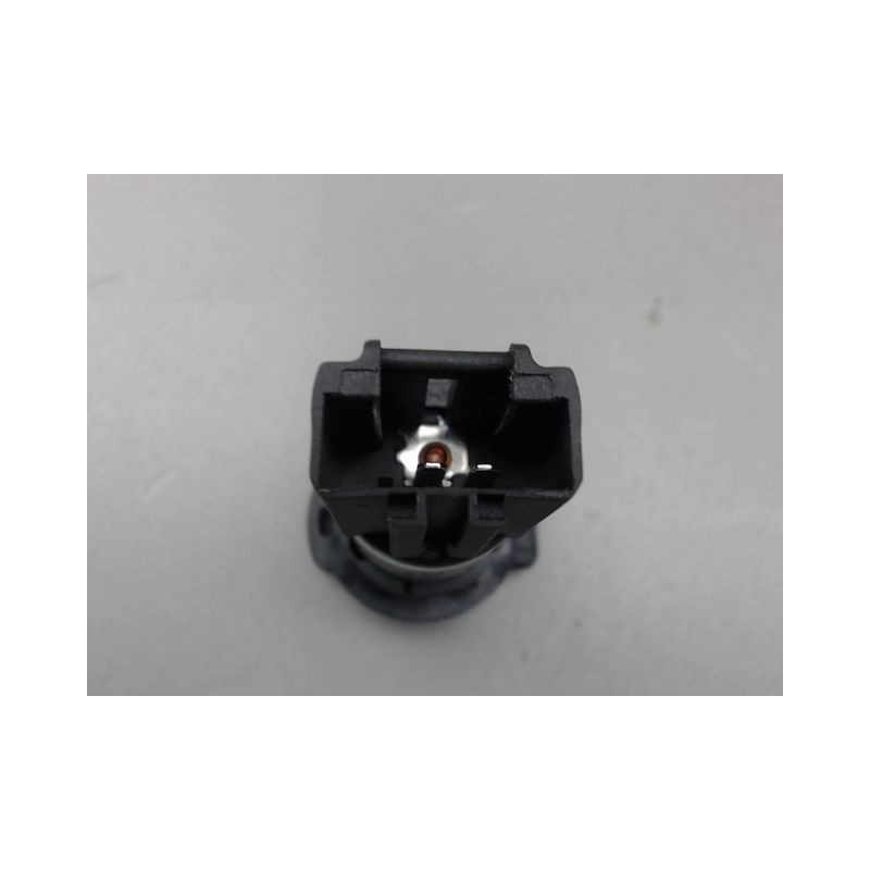 PRISE 12V AV PEUGEOT 208