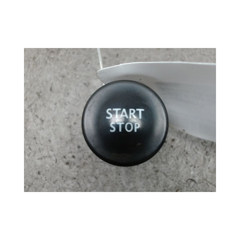 BOUTON DE DEMARRAGE RENAULT ZOE