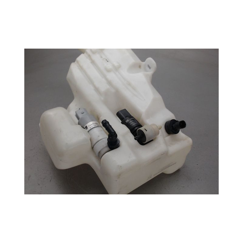 RESERVOIR LAVE-GLACE AVANT OPEL INSIGNIA