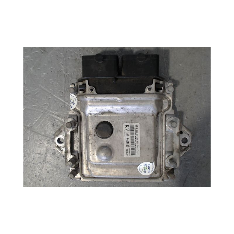 CALCULATEUR MOTEUR SUZUKI SWIFT