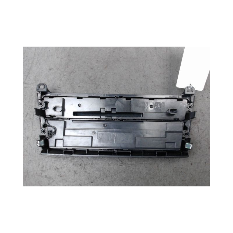 COMMANDE AUTORADIO B.M.W. SERIE 1