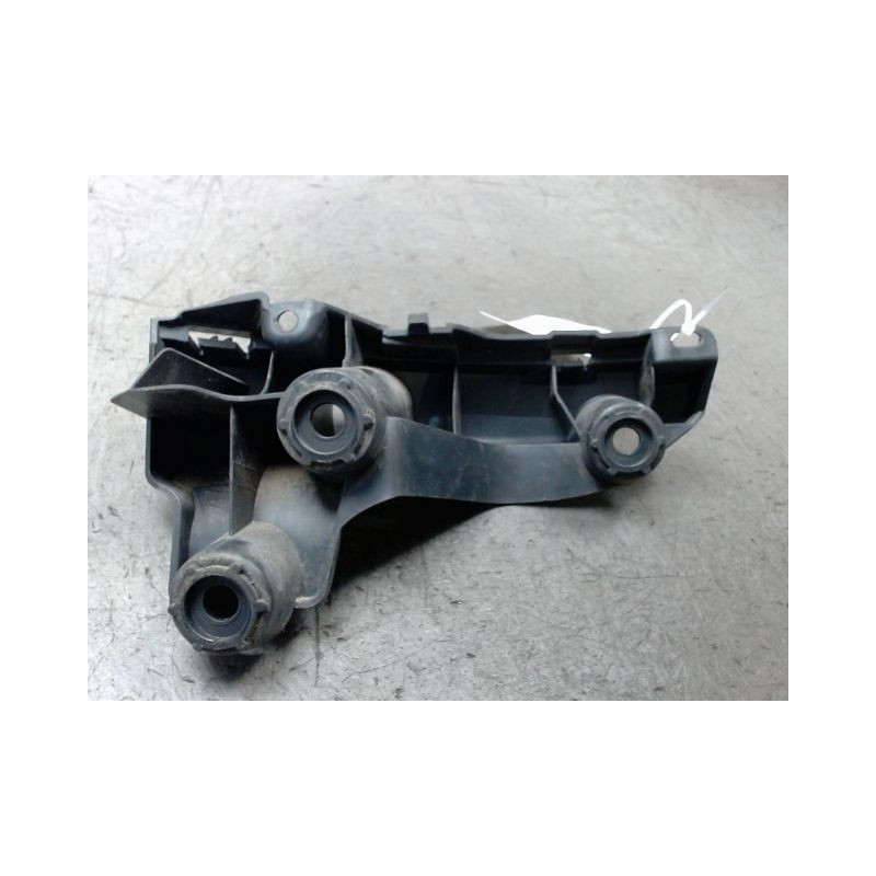 SUPPORT PARE-CHOC ARG PEUGEOT 308