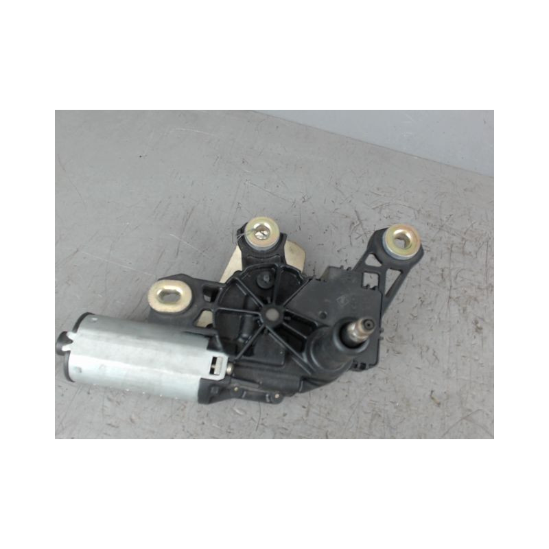 MOTEUR ESSUIE-GLACE ARRIERE VOLKSWAGEN POLO 02-05
