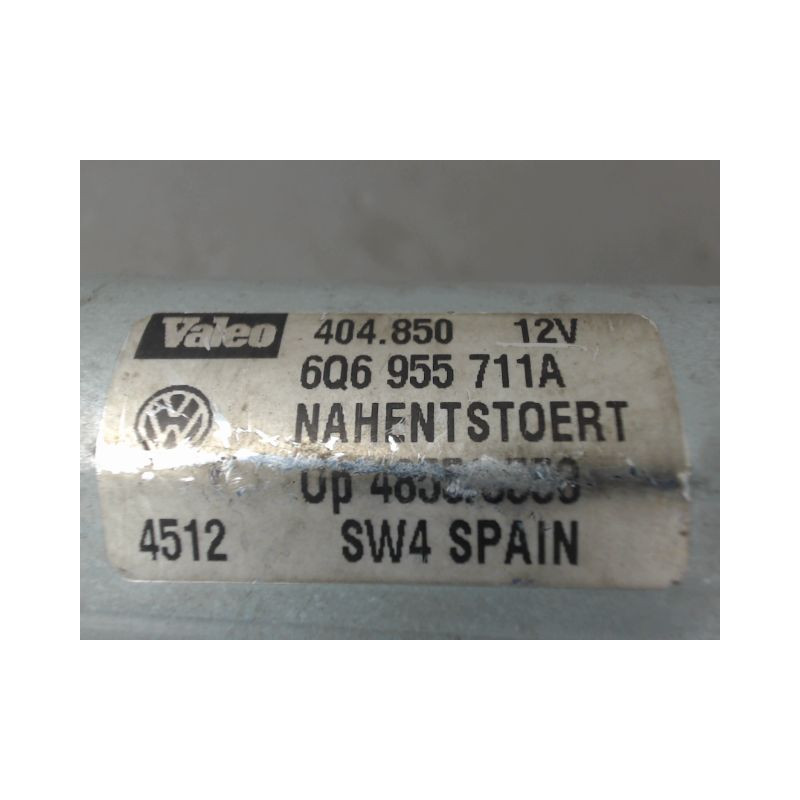 MOTEUR ESSUIE-GLACE ARRIERE VOLKSWAGEN POLO 02-05