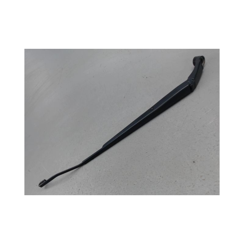 BRAS ESSUIE-GLACE AVANT GAUCHE TOYOTA YARIS CRO