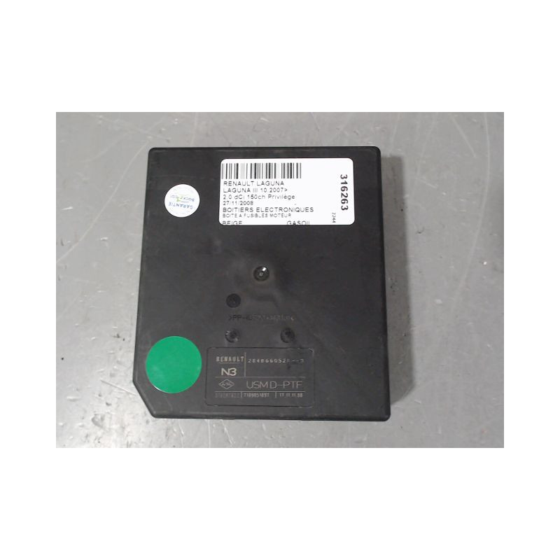 BOITE A FUSIBLES RENAULT LAGUNA III 2007-