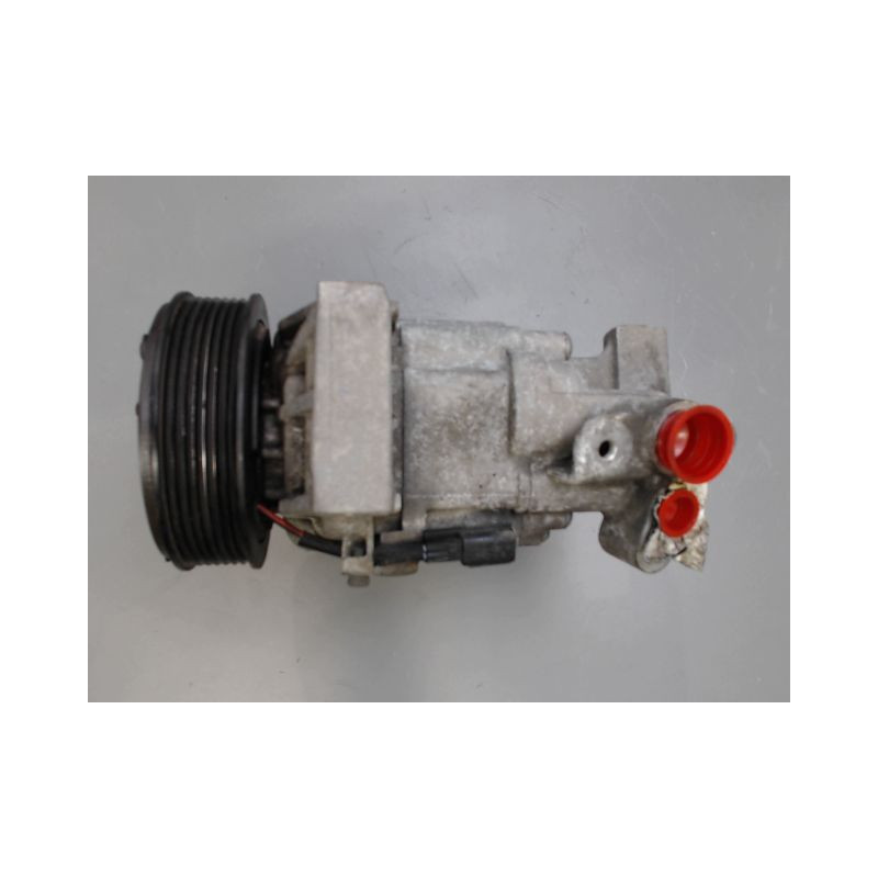 COMPRESSEUR AIR CONDITIONNE DACIA SANDERO