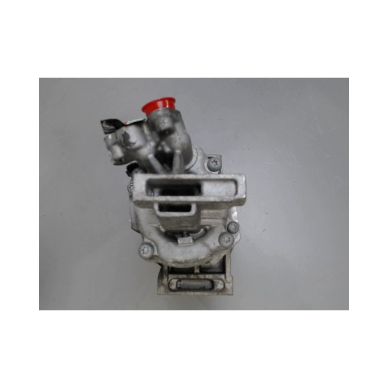COMPRESSEUR AIR CONDITIONNE DACIA SANDERO