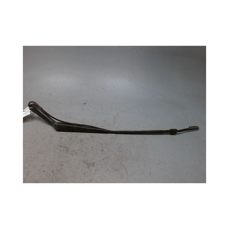 BRAS ESSUIE-GLACE AVANT GAUCHE VOLKSWAGEN LT28