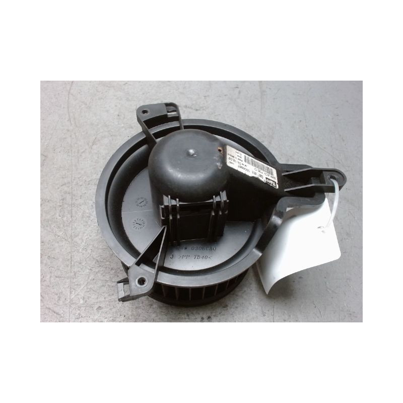 MOTEUR VENTILATEUR CHAUFFAGE CITROEN BERLINGO
