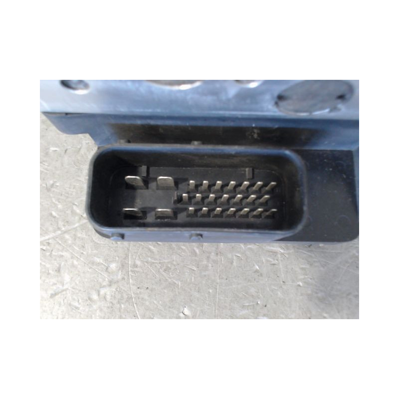 UNITE HYDRAULIQUE ABS HYUNDAI TUCSON -04