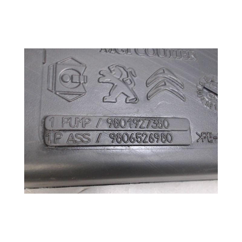 RESERVOIR LAVE-GLACE AVANT PEUGEOT 308