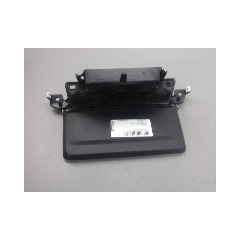 ECRAN GPS PEUGEOT 3008