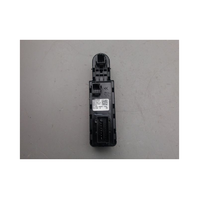 COMMANDE LEVE-GLACE PORTE AVG PEUGEOT 208