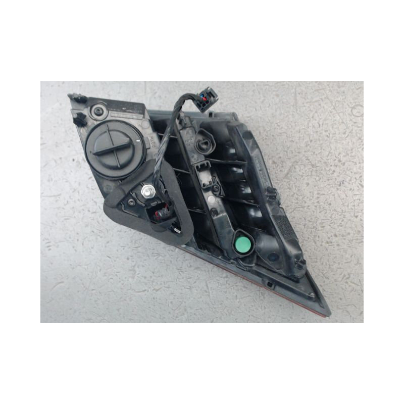 FEU ARRIERE INTERIEUR DROIT PEUGEOT 308