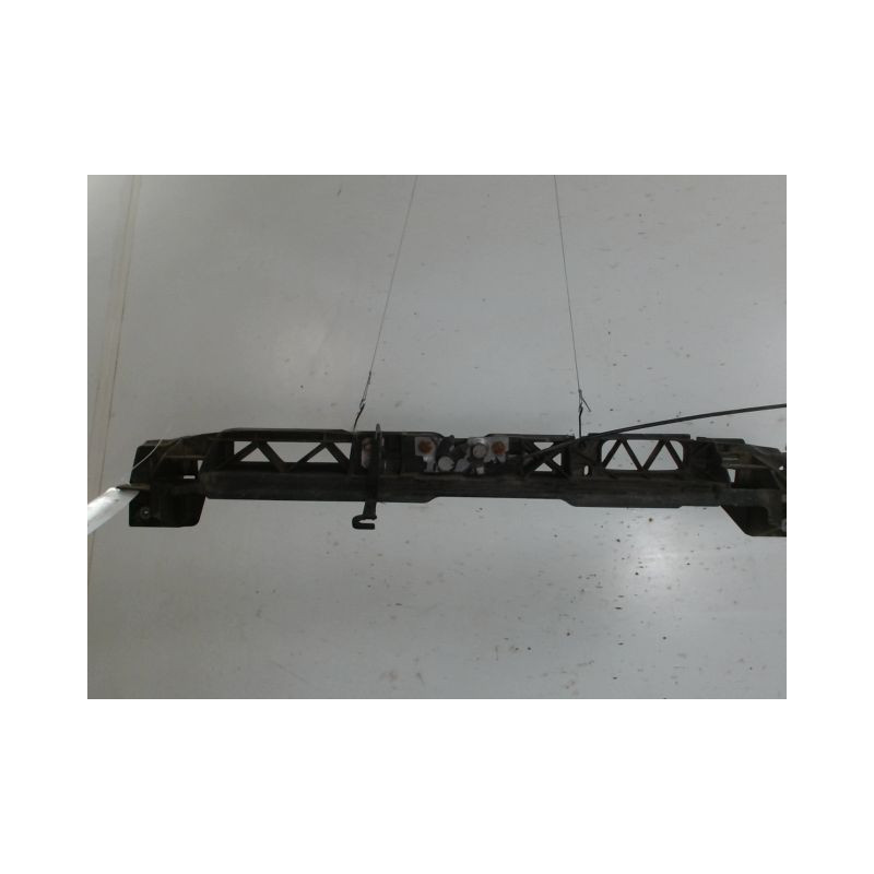 TRAVERSE SUPERIEURE ARMATURE AVANT PEUGEOT 308