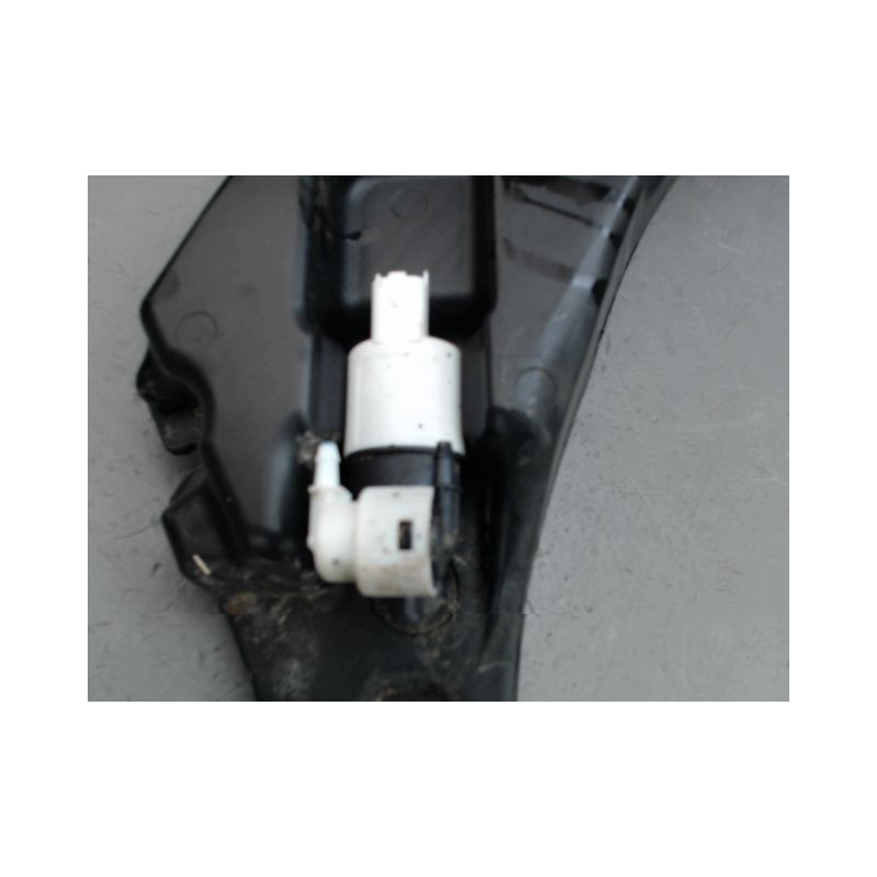 RESERVOIR LAVE-GLACE AVANT PEUGEOT 308