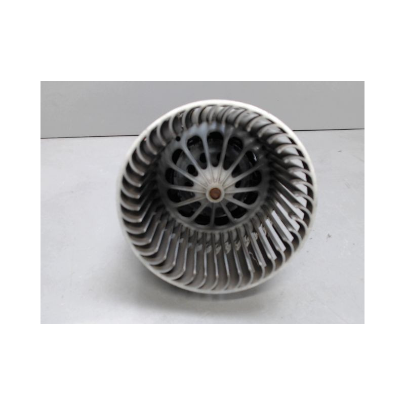 MOTEUR VENTILATEUR CHAUFFAGE PEUGEOT 308