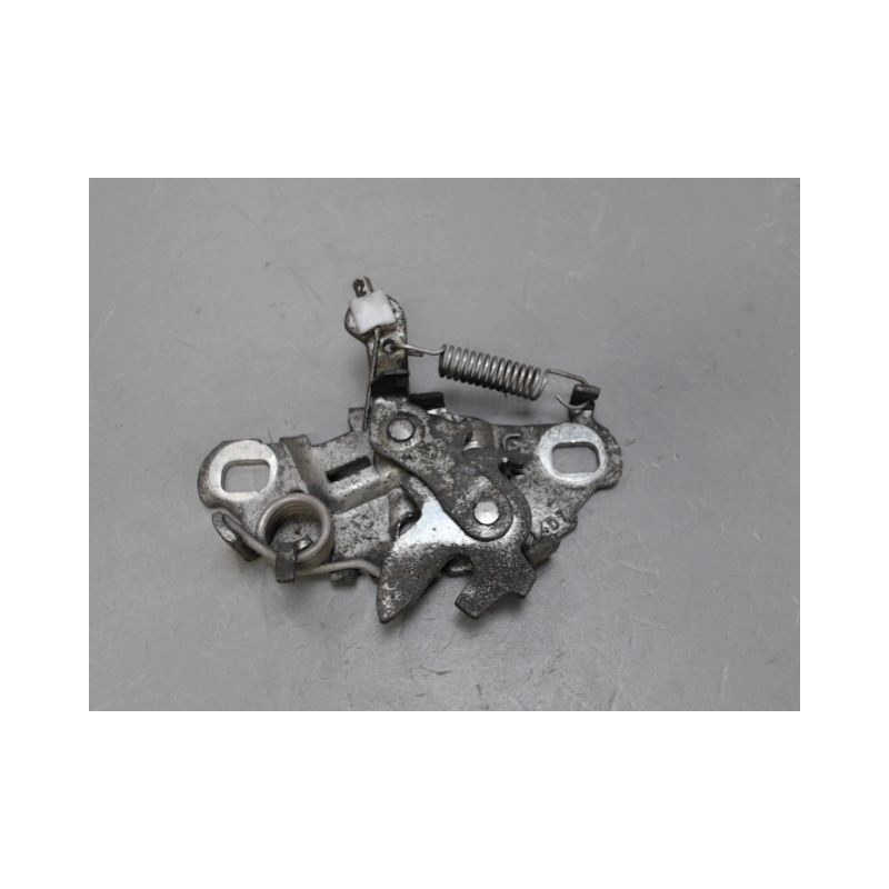 SERRURE CAPOT PEUGEOT 208