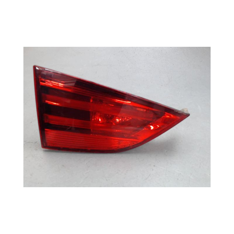 FEU ARRIERE INTERIEUR GAUCHE B.M.W. X1