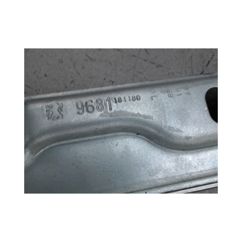 MECANISME LEVE-GLACE AVANT DROIT PEUGEOT 207