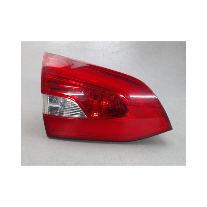 FEU ARRIERE INTERIEUR GAUCHE PEUGEOT 308
