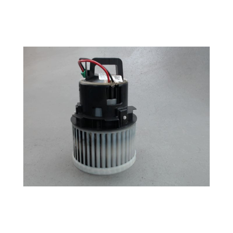 MOTEUR VENTILATEUR CHAUFFAGE PEUGEOT 308
