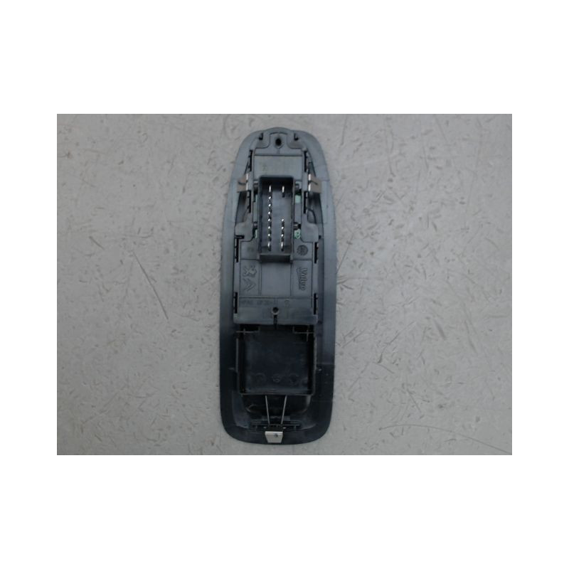 COMMANDE LEVE-GLACE PORTE AVG PEUGEOT 208