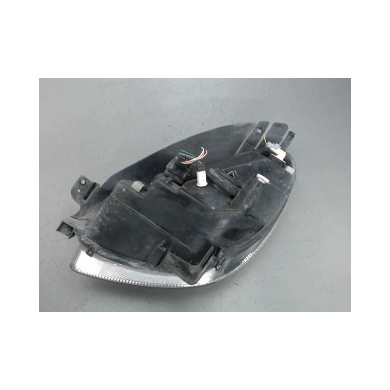PHARE DROIT CITROEN XSARA