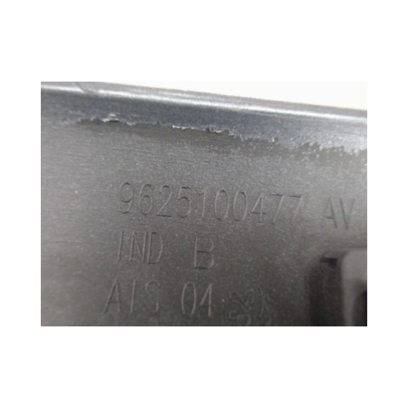 PROTECTION PORTE AVANT DROIT PEUGEOT 206