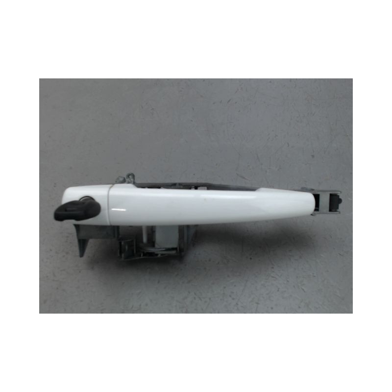 POIGNEE EXTERIEURE PORTE AVANT GAUCHE PEUGEOT 208