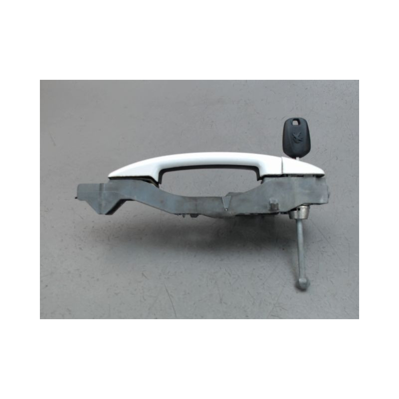 POIGNEE EXTERIEURE PORTE AVANT GAUCHE PEUGEOT 208