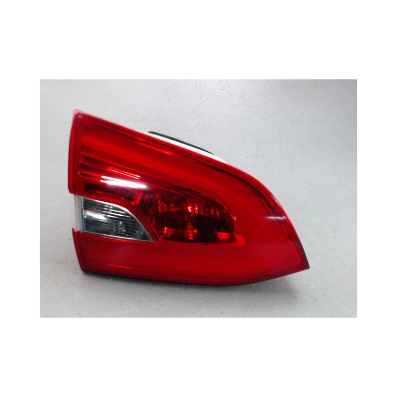 FEU ARRIERE INTERIEUR GAUCHE PEUGEOT 308